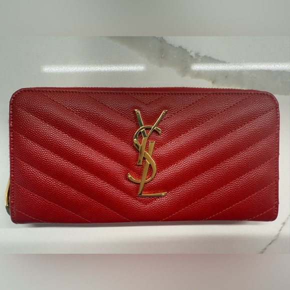 Yves Saint Laurent Red Zip Wallet - Picture 1 of 1